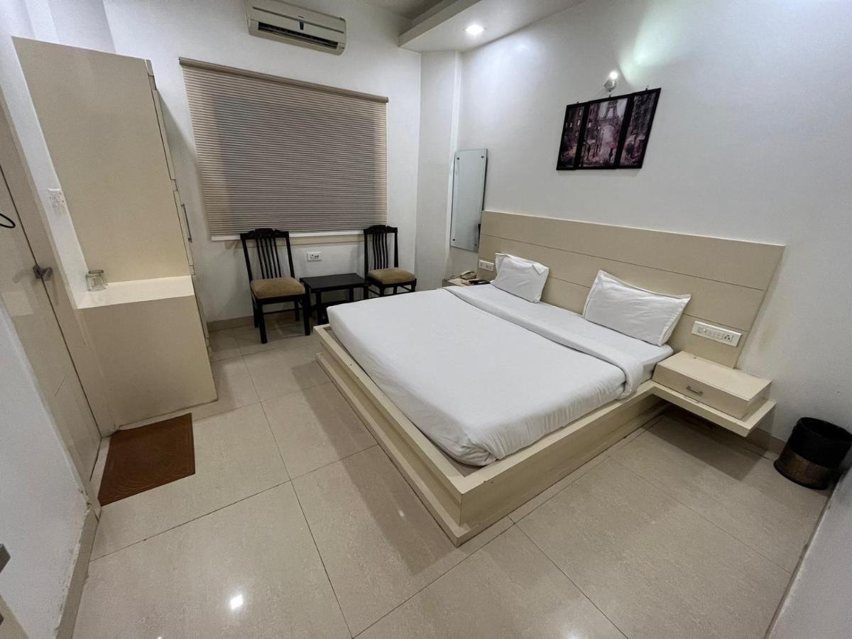 Hotel Sahib'S Red Carpet - Family & Corporate Hotel Chain Agra  Luaran gambar