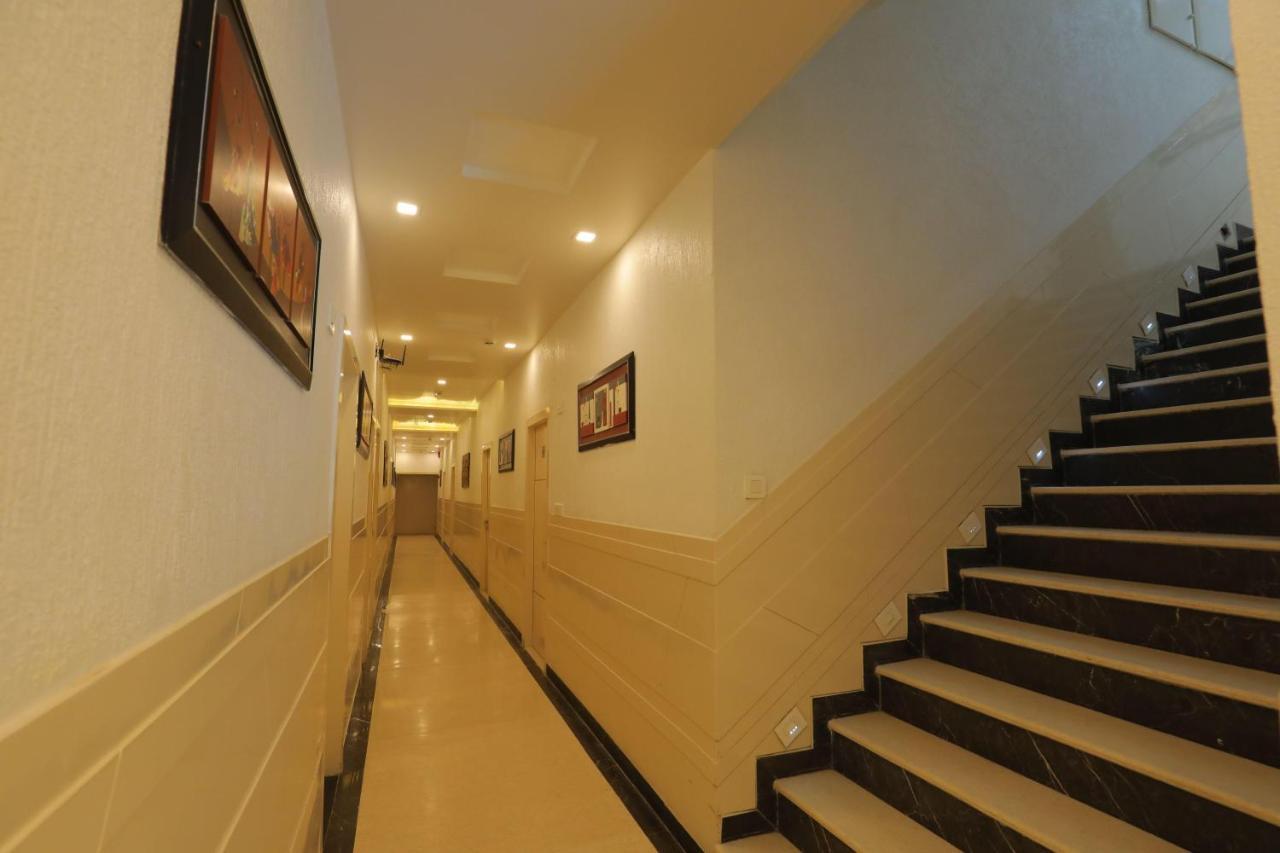 Hotel Sahib'S Red Carpet - Family & Corporate Hotel Chain Agra  Luaran gambar